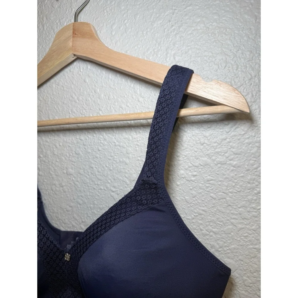 Breezies Modern Sport Contour Sport Bra Navy Blue 38C full Coverage Wire Free